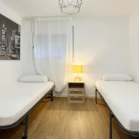 Flateli Portal Nou Apartment *
